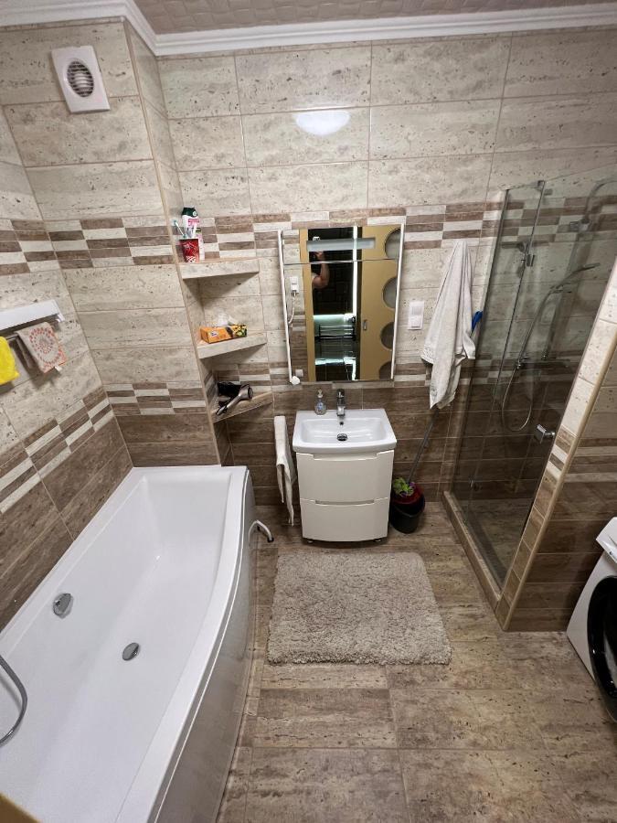 Parizsi Udvar Premium Apartman Leilighet Debrecen Eksteriør bilde